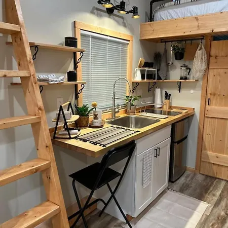Tiny Home In Downtown St Pete